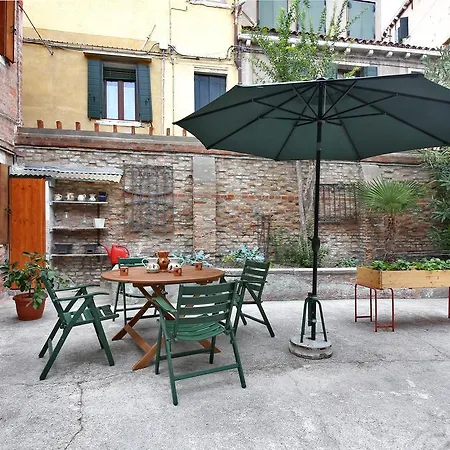 Ca' Ermina & Garden Apartament *