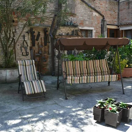 Ca' Ermina & Garden Wenecja